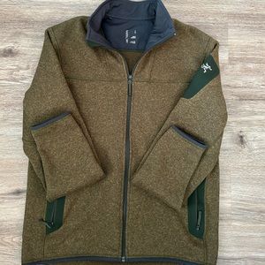 Arc’teryx Covert Cardigan Full Zip Fleece, Green (L)